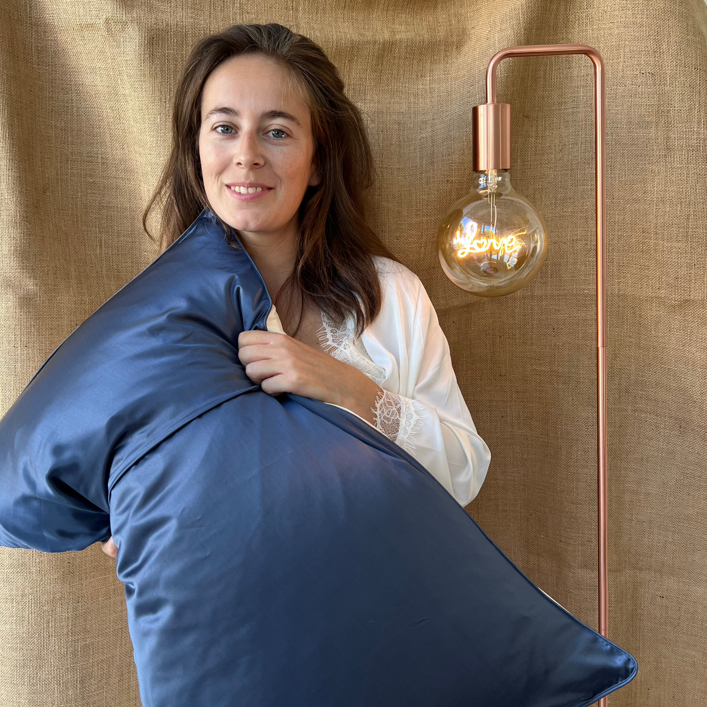 MULBERRY SILK PILLOWCASE