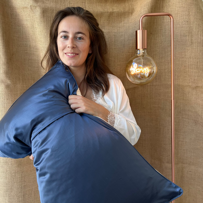 MULBERRY SILK PILLOWCASE